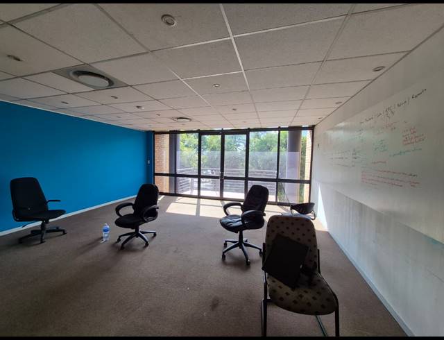 200M² OFFICE TO LET IN SANDTON CENTRAL